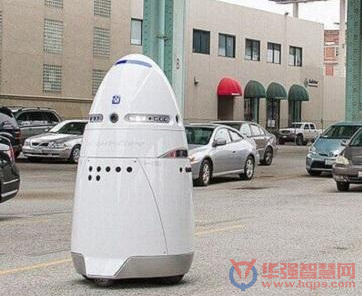 安防機(jī)器人紛紛“上崗” 成為企業(yè)破局的新選擇